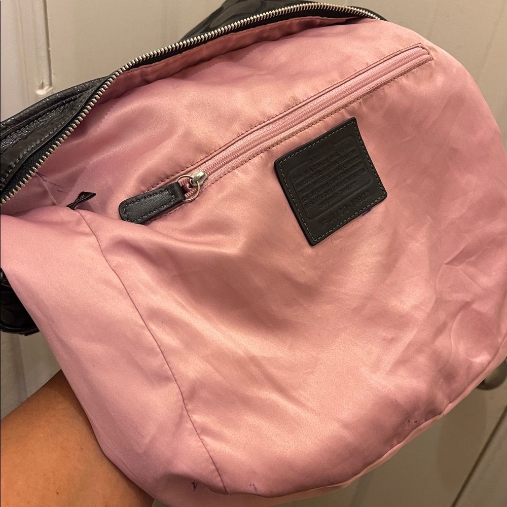 Coach, please check all picture of condition - Picture 13 of 17